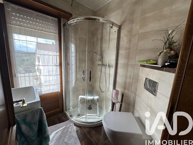 Maison - 177 m² - 8 pièces