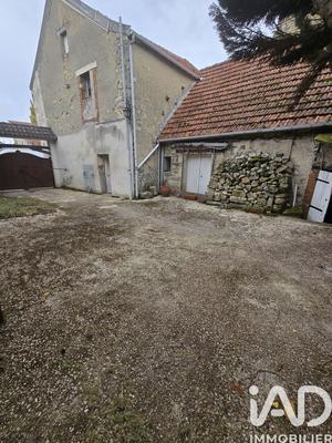 Maison - 140 m² - 6 pièces