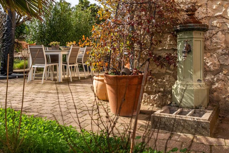 Mas - 150 m² - 6 pièces