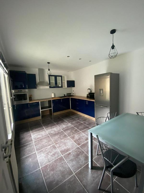 Maison - 85 m² - 5 pièces