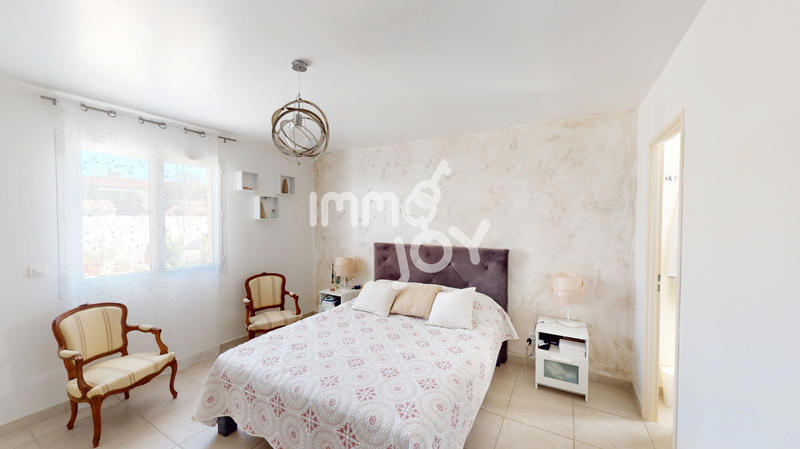 Maison - 136 m² - 6 pièces