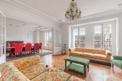 Appartement - 163 m² - 6 pièces