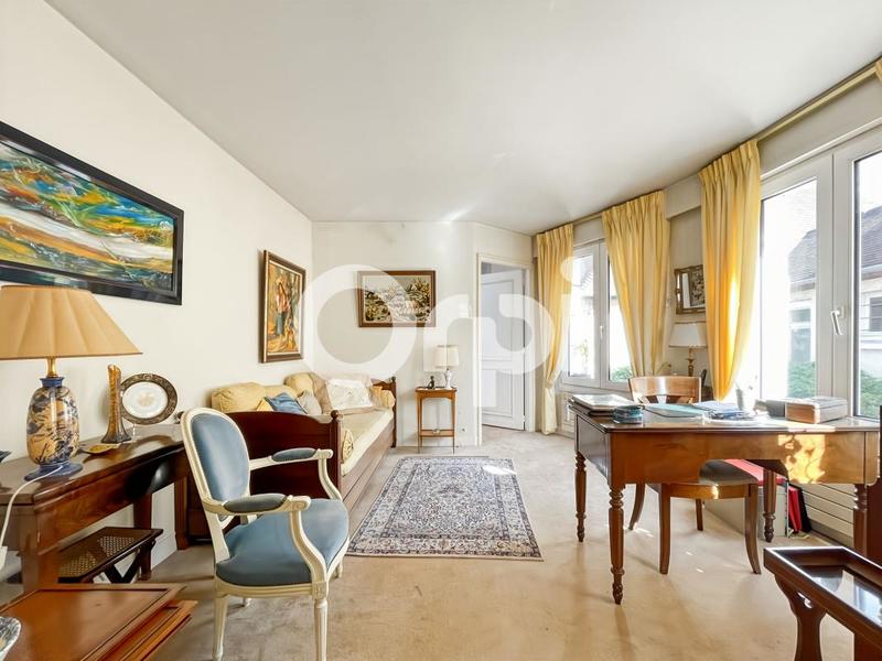 Maison - 187 m² - 7 pièces