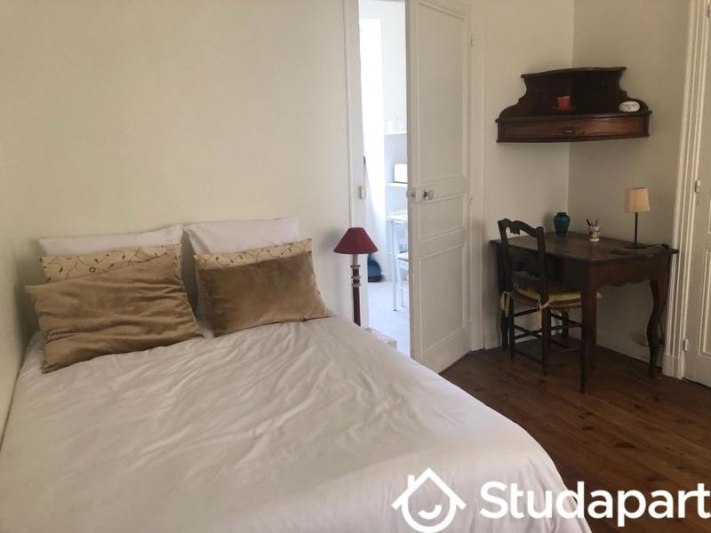 Chambre - 25 m² - 1 pièce