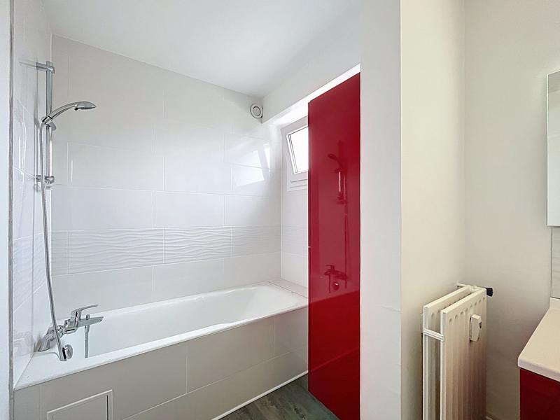 Appartement - 102 m² - 4 pièces