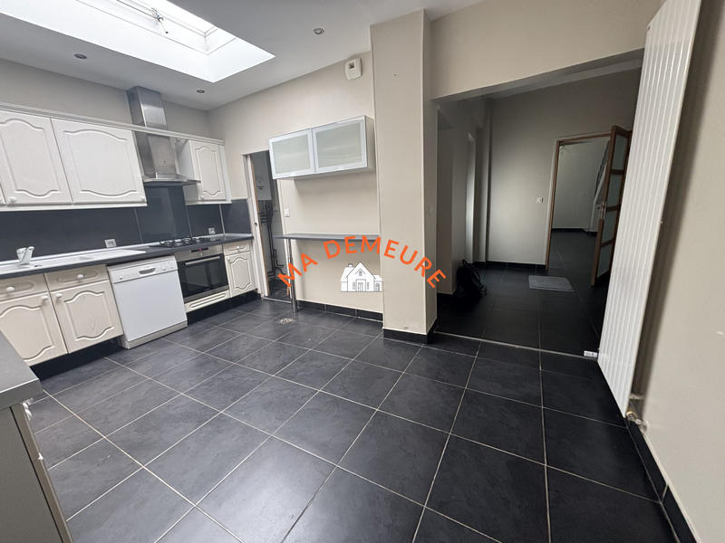 Maison ancienne - 121 m² - 6 pièces