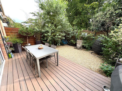 Maison - 92 m² - 5 pièces