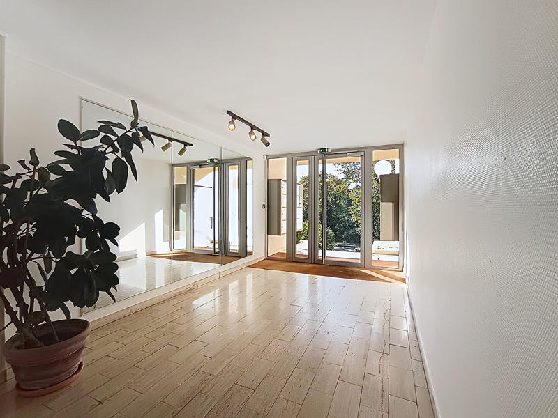 Appartement - 77 m² - 4 pièces