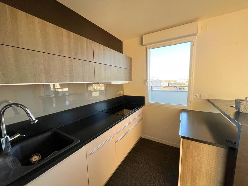 Appartement - 75 m² - 3 pièces