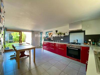 Maison - 135 m² - 6 pièces