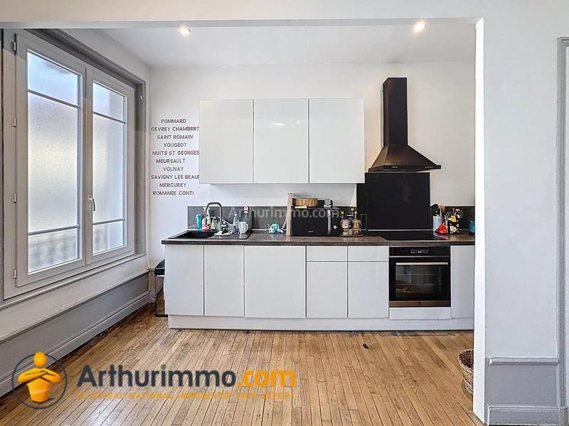 Appartement - 95 m² - 5 pièces