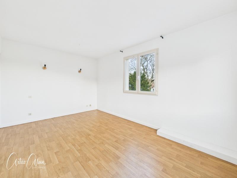 Maison - 82 m² - 3 pièces