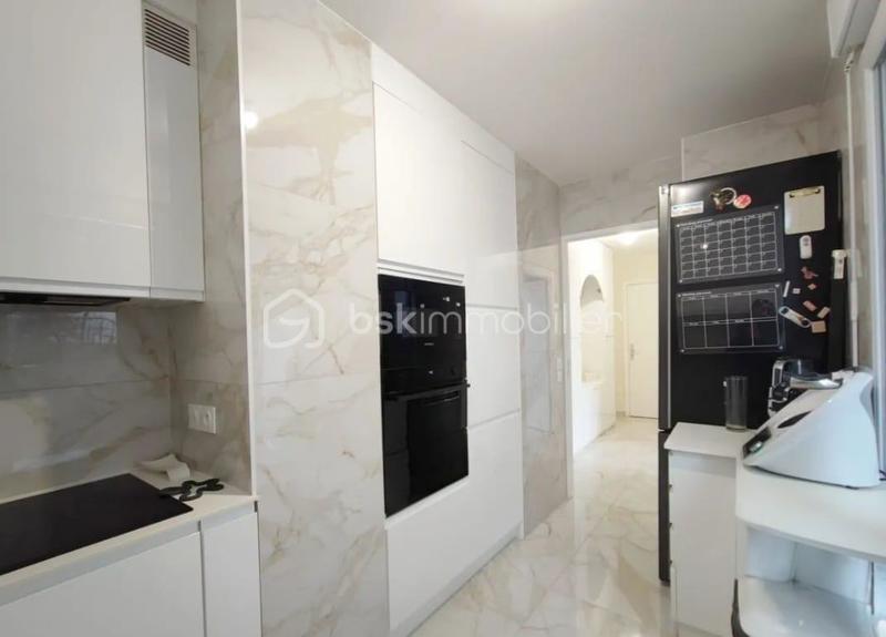 Appartement - 89 m² - 5 pièces