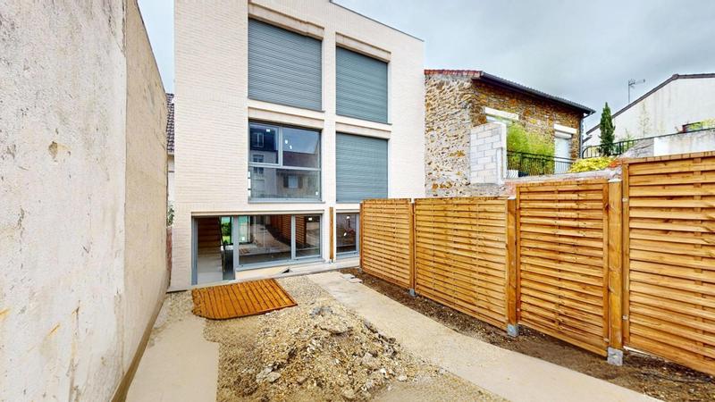 Maison contemporaine - 130 m² - 4 pièces