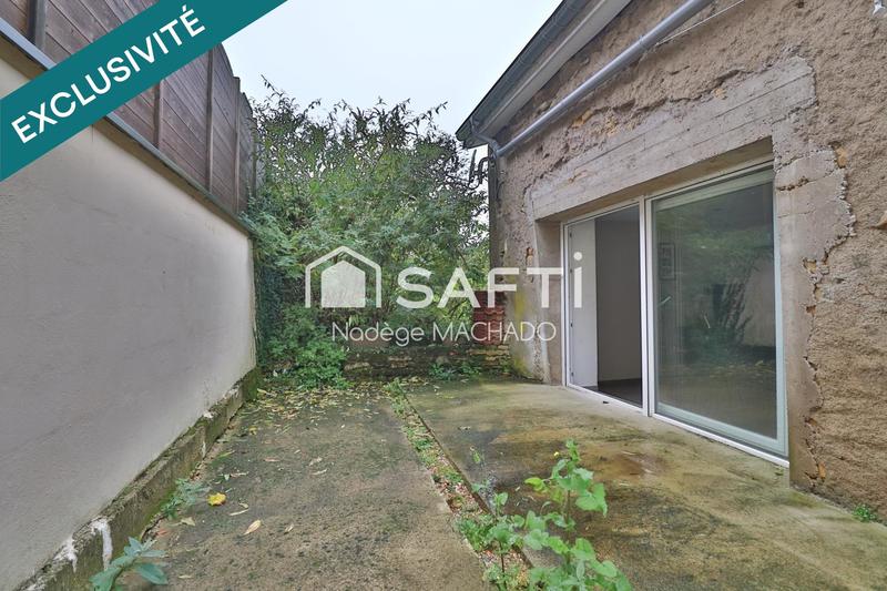 Maison - 219 m² - 9 pièces