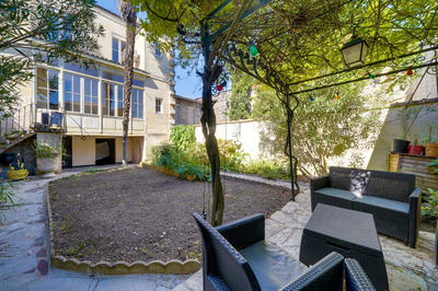 Maison - 200 m² - 8 pièces