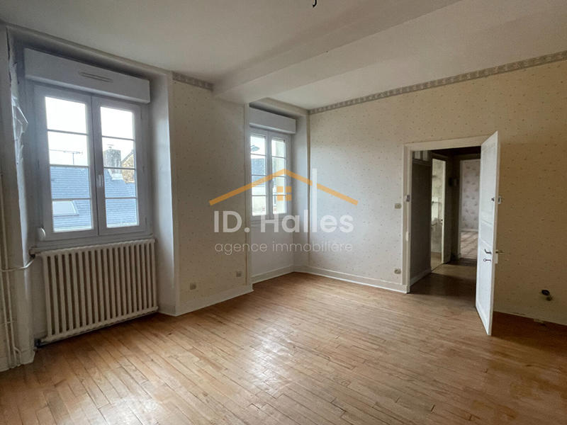 Maison - 113 m² - 10 pièces