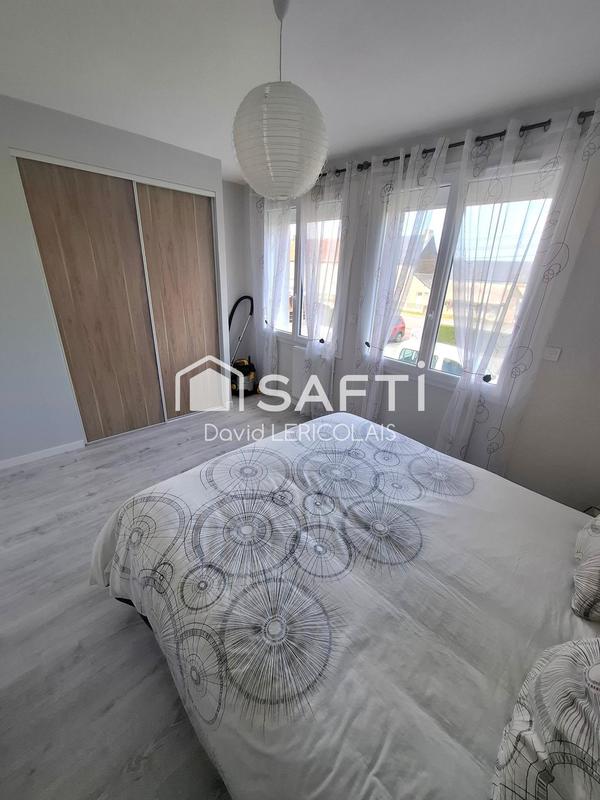 Maison - 82 m² - 5 pièces