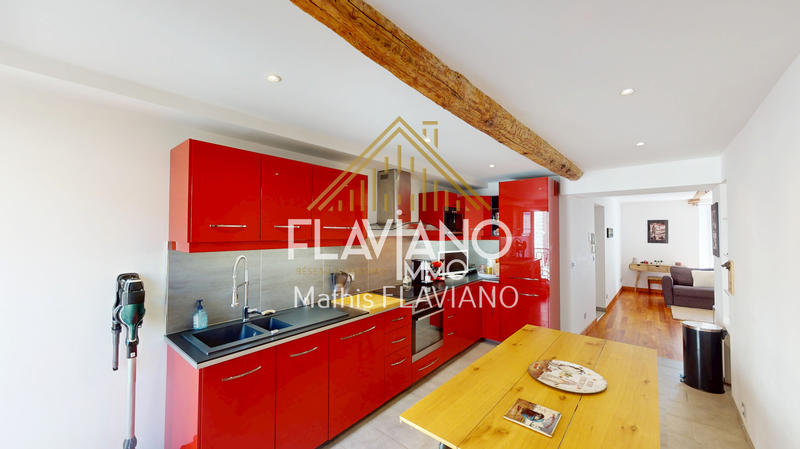 Appartement - 85 m² - 3 pièces