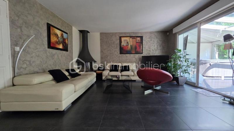 Maison - 150 m² - 6 pièces