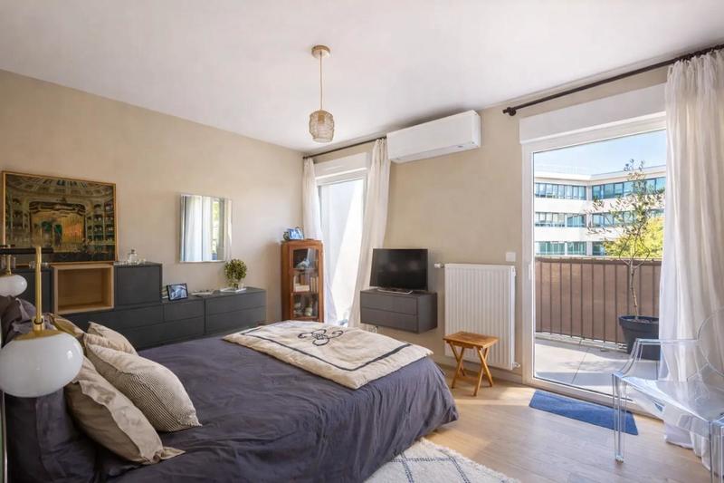 Appartement - 82 m² - 3 pièces