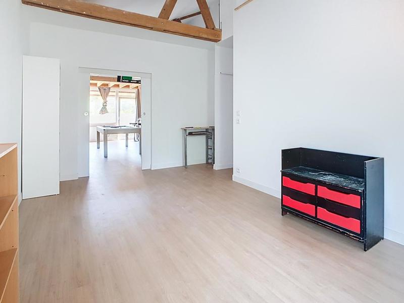 Maison - 200 m² - 7 pièces