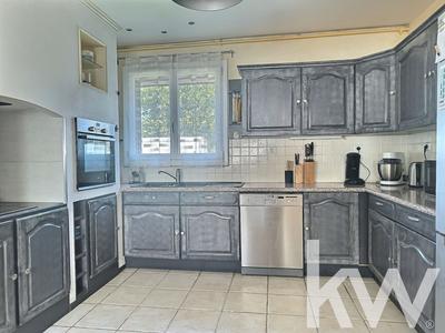 Maison - 131 m² - 6 pièces