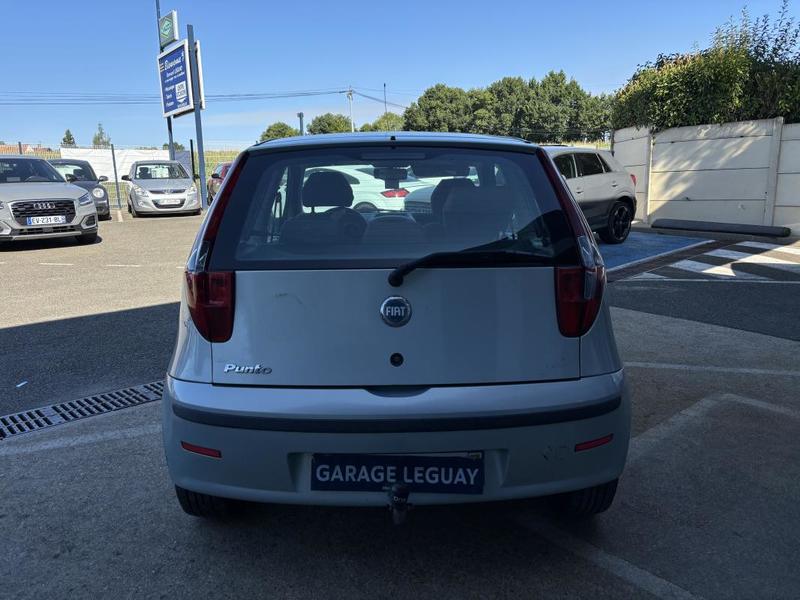 Fiat Punto 1.2 16v 80cv Emotion + Attelage