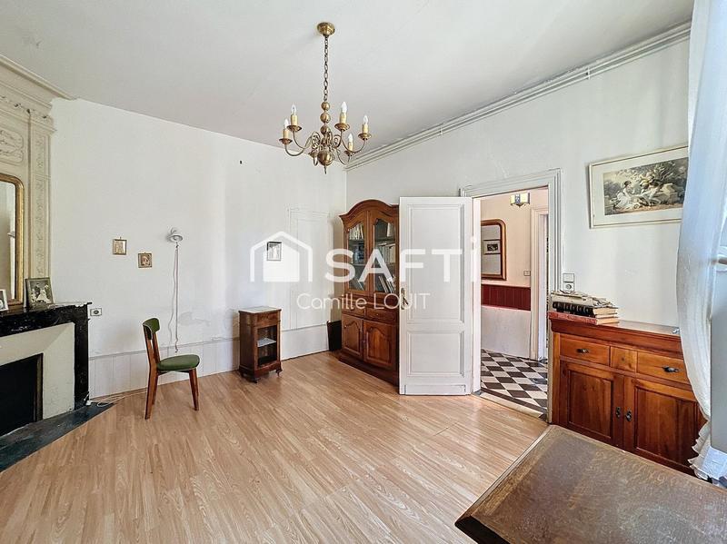 Maison - 200 m² - 8 pièces