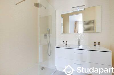 Appartement - 60 m² - 1 pièce