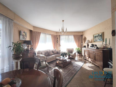 Appartement - 83 m² - 4 pièces