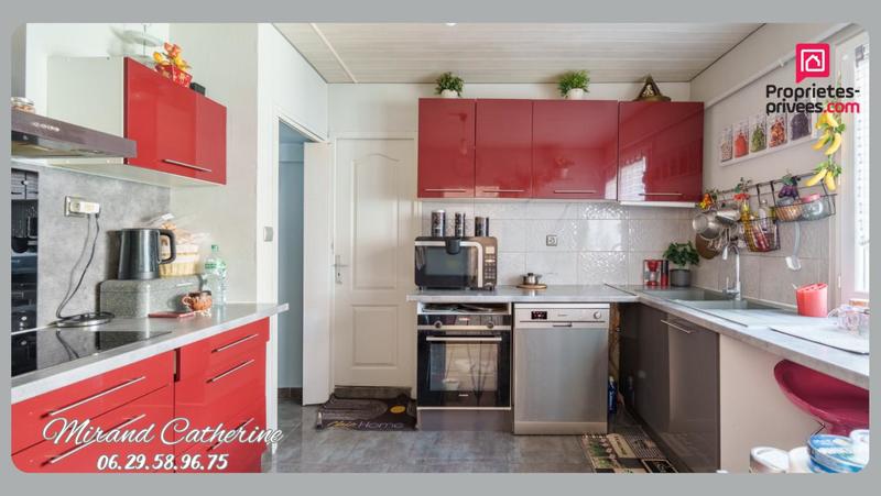 Maison - 122 m² - 6 pièces