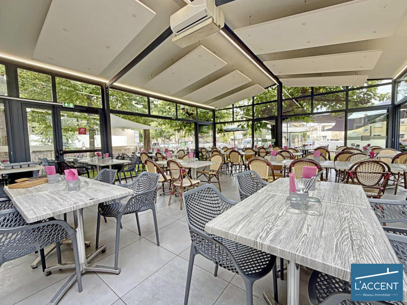 Fonds de commerce - Hôtellerie / Restauration - 261 m²