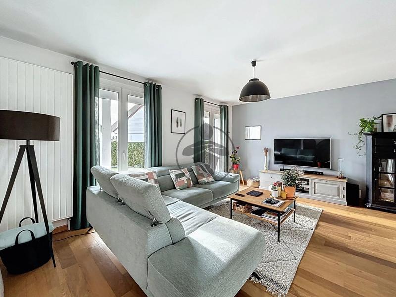 Maison - 136 m² - 7 pièces