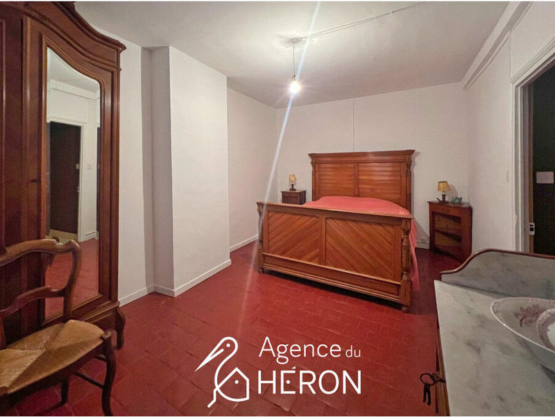 Propriété - 112 m² - 6 pièces