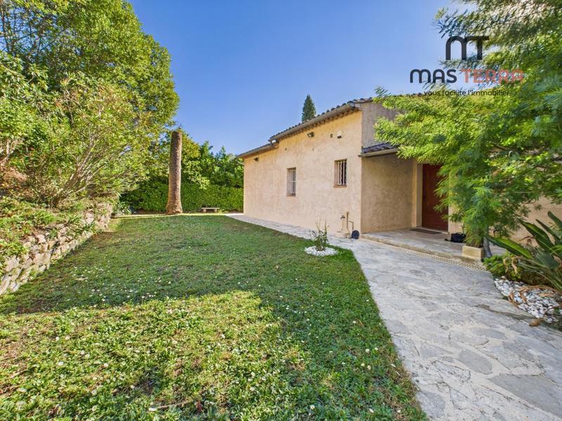 Villa - 168 m² - 6 pièces