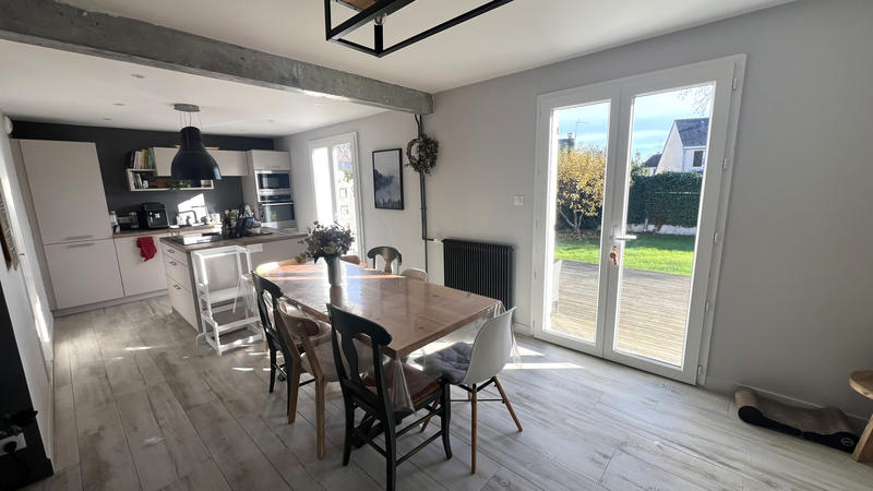 Maison - 89 m² - 5 pièces