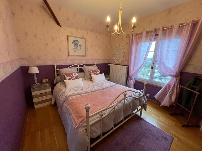 Maison - 185 m² - 8 pièces