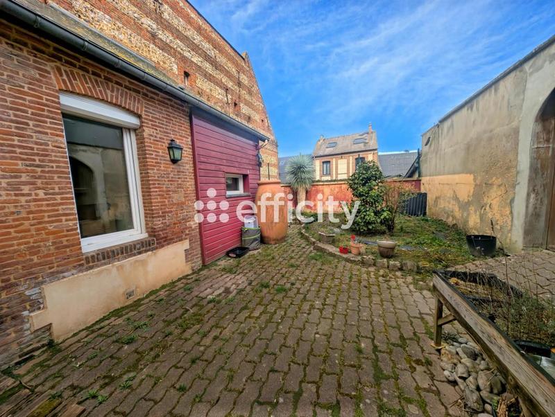 Maison - 150 m² - 8 pièces