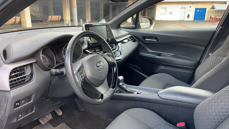 Toyota c-Hr 1.8 122 6g-Dct Dynamic Business - Automatique Entretien constructeur