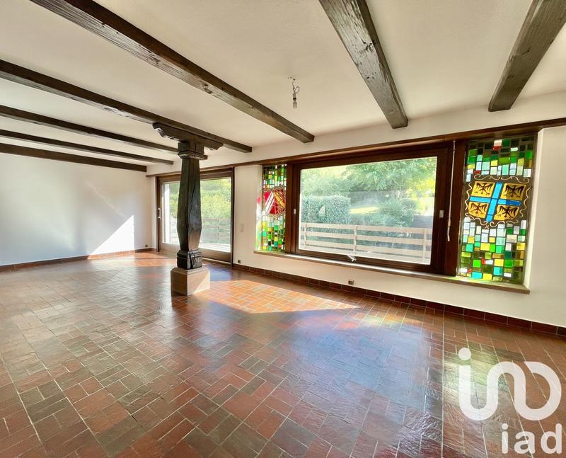 Maison - 225 m² - 8 pièces