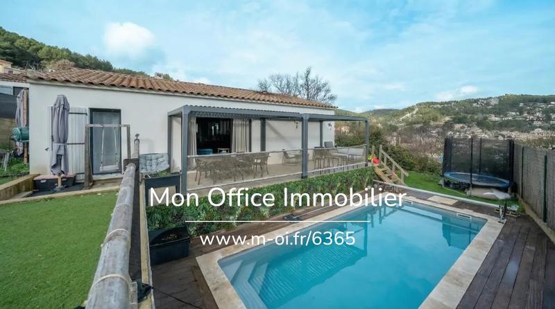 Maison - 100 m² - 5 pièces