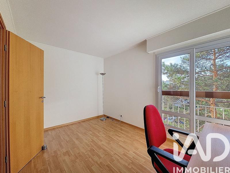 Appartement - 95 m² - 5 pièces