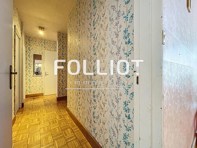 Appartement - 99 m² - 6 pièces