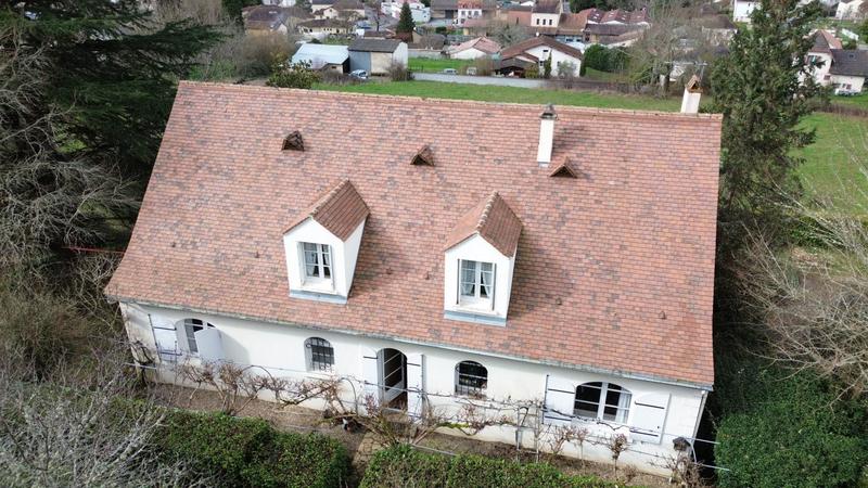 Maison - 208 m² - 6 pièces