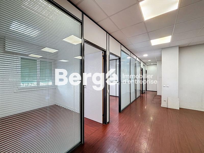 Bureau - 195 m²