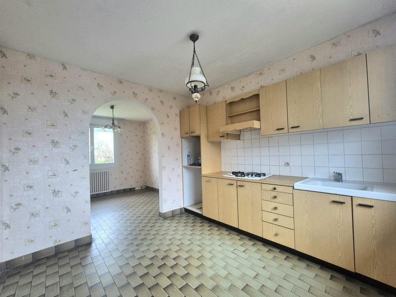 Maison - 83 m² - 5 pièces