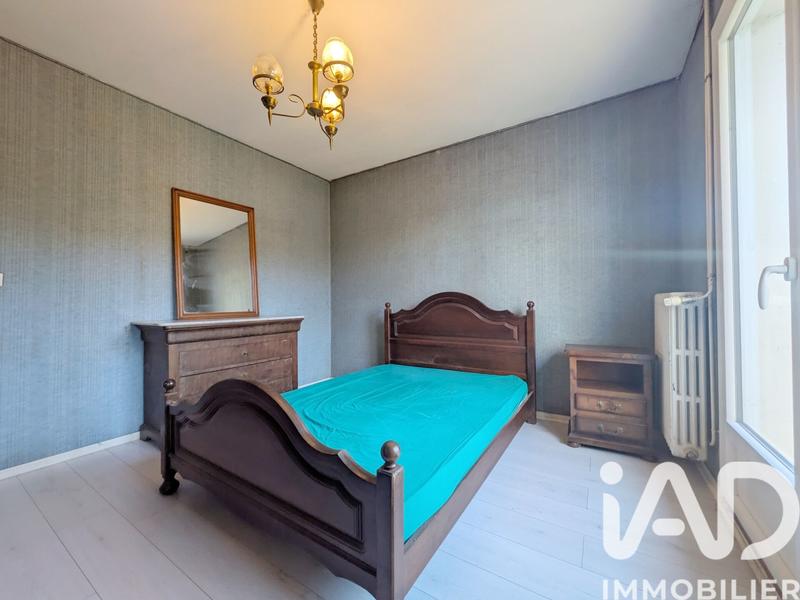 Maison - 93 m² - 5 pièces