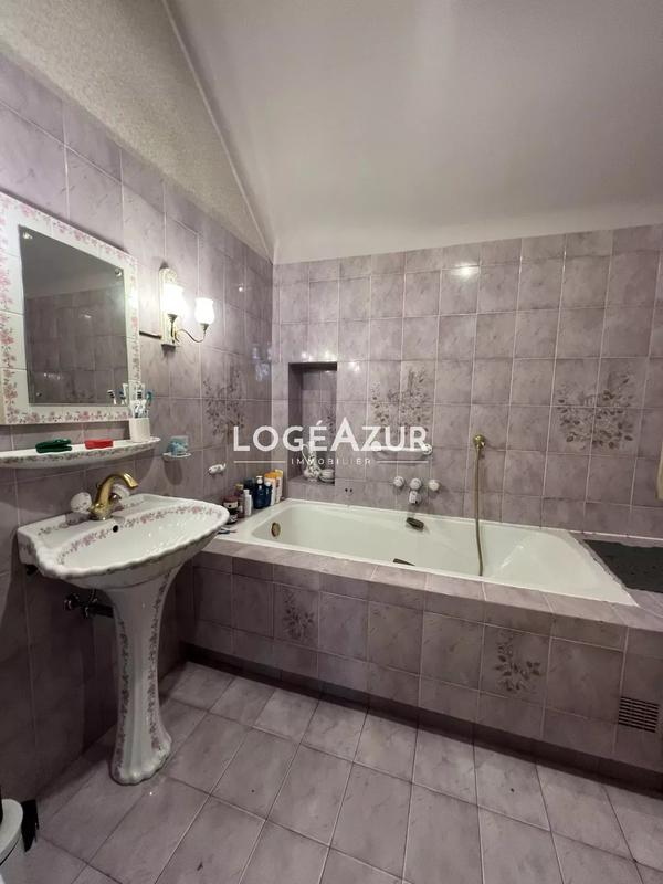 Maison - 116 m² - 6 pièces