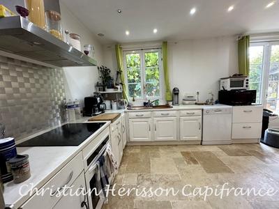 Maison de ville - 136 m² - 5 pièces